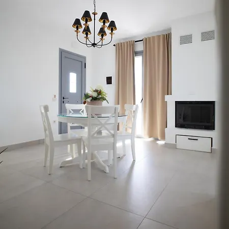 Kotinos Luxury 4* Skyros