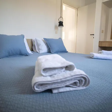 Kotinos Luxury Apart-hotel