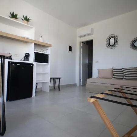 Kotinos Luxury 4* Skyros