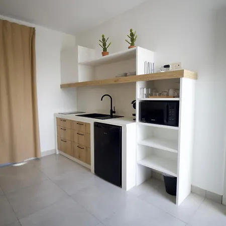 Apart-hotel Kotinos Luxury 4*